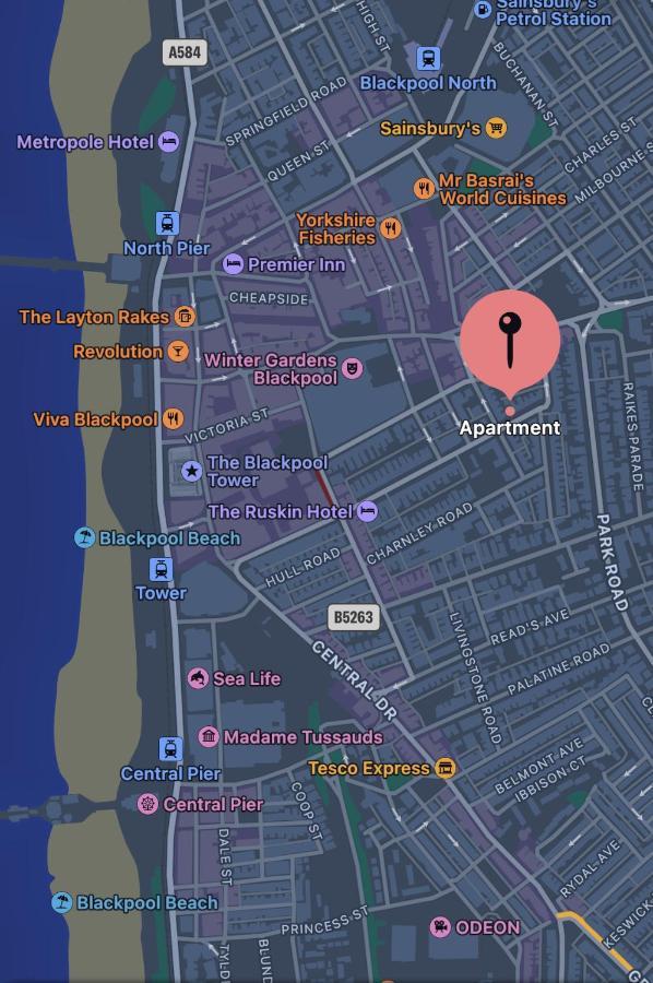 Safari Apartment, Free Parking, 10Min Walk To Blackpool Tower, Sleeps 12 Екстер'єр фото